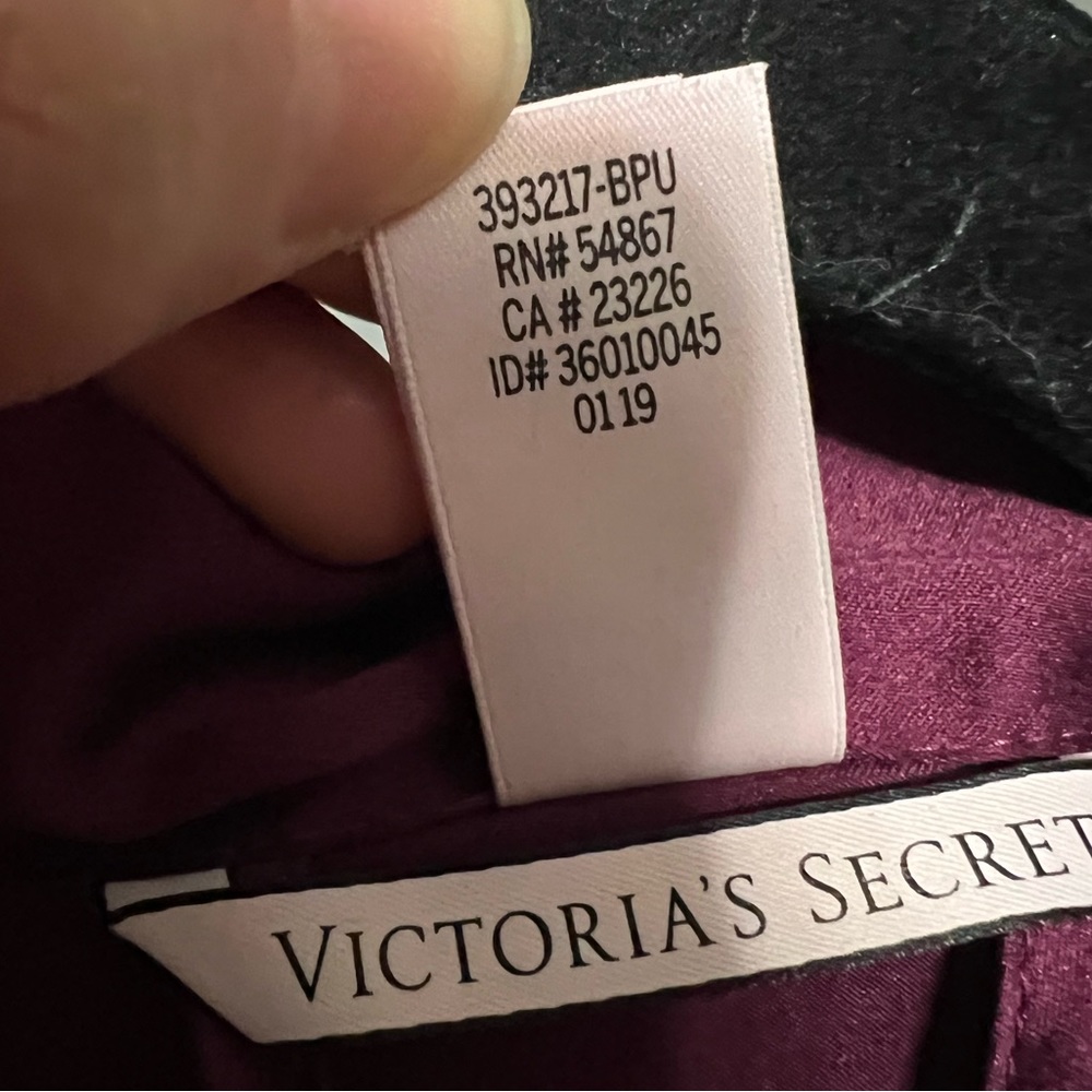 Victoria’s secret | Satin Ruffle Robe - Picture 8 of 8